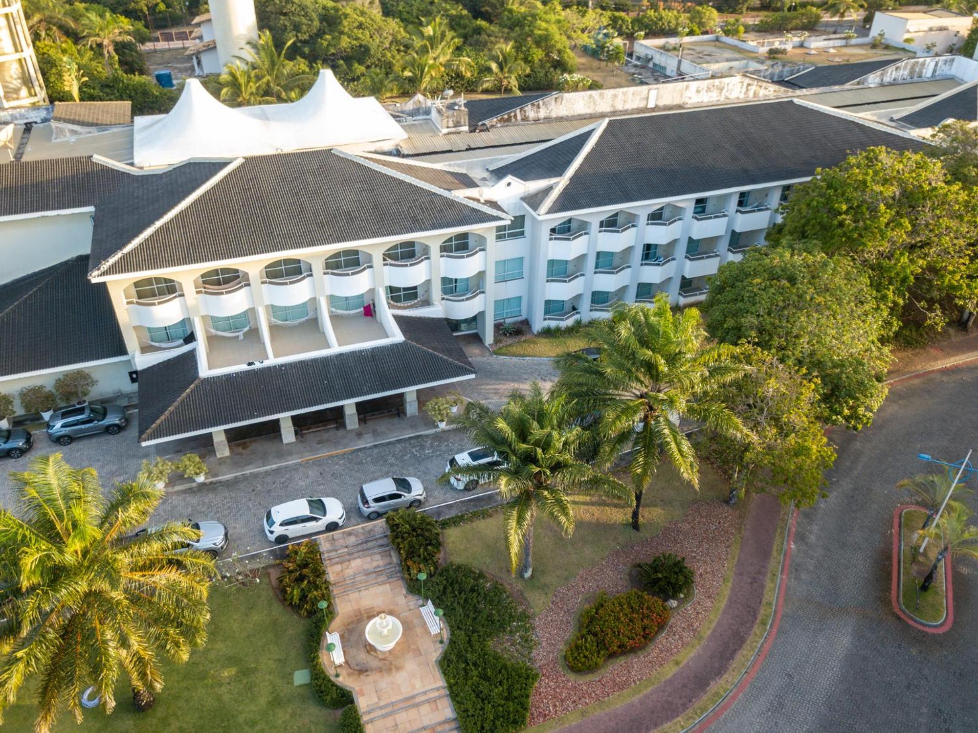Bahia Plaza Hotel Busca-Vida Exterior foto